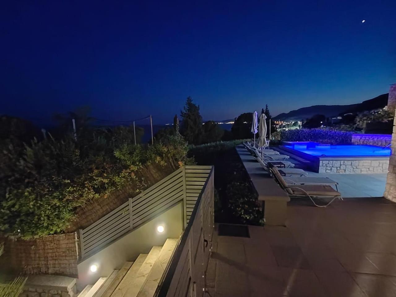 Villa Costamare - Enjoy Lazy Days On The Private Pool-Jacuzzi Pefki Eksteriør billede