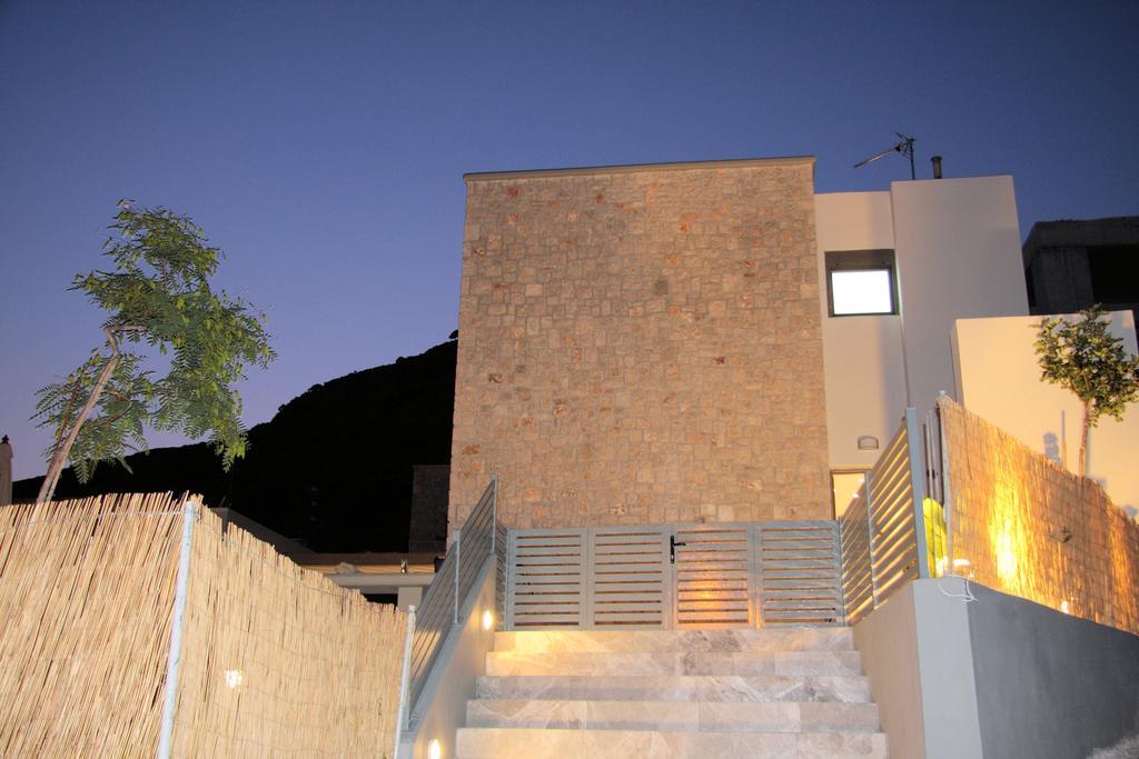 Villa Costamare - Enjoy Lazy Days On The Private Pool-Jacuzzi Pefki Værelse billede