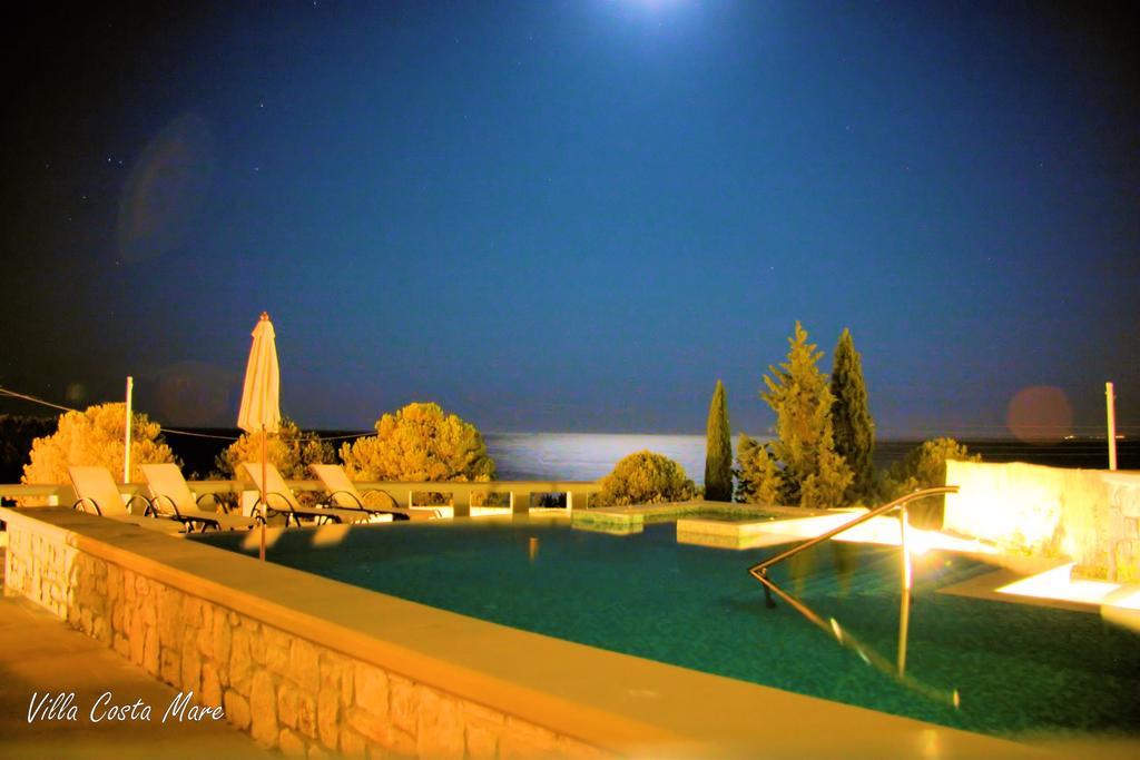 Villa Costamare - Enjoy Lazy Days On The Private Pool-Jacuzzi Pefki Værelse billede